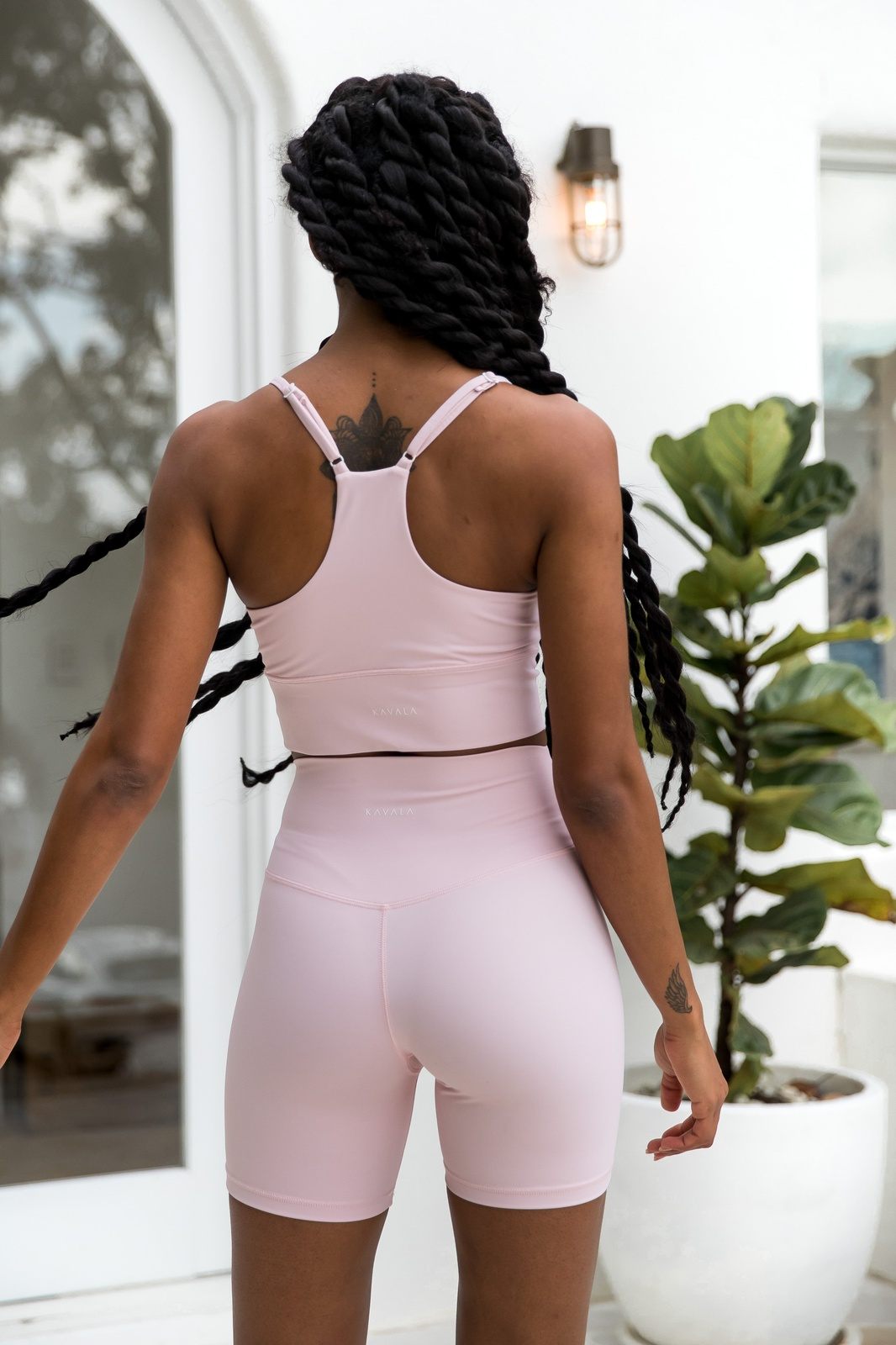 Blush Gili Crop - Kavala